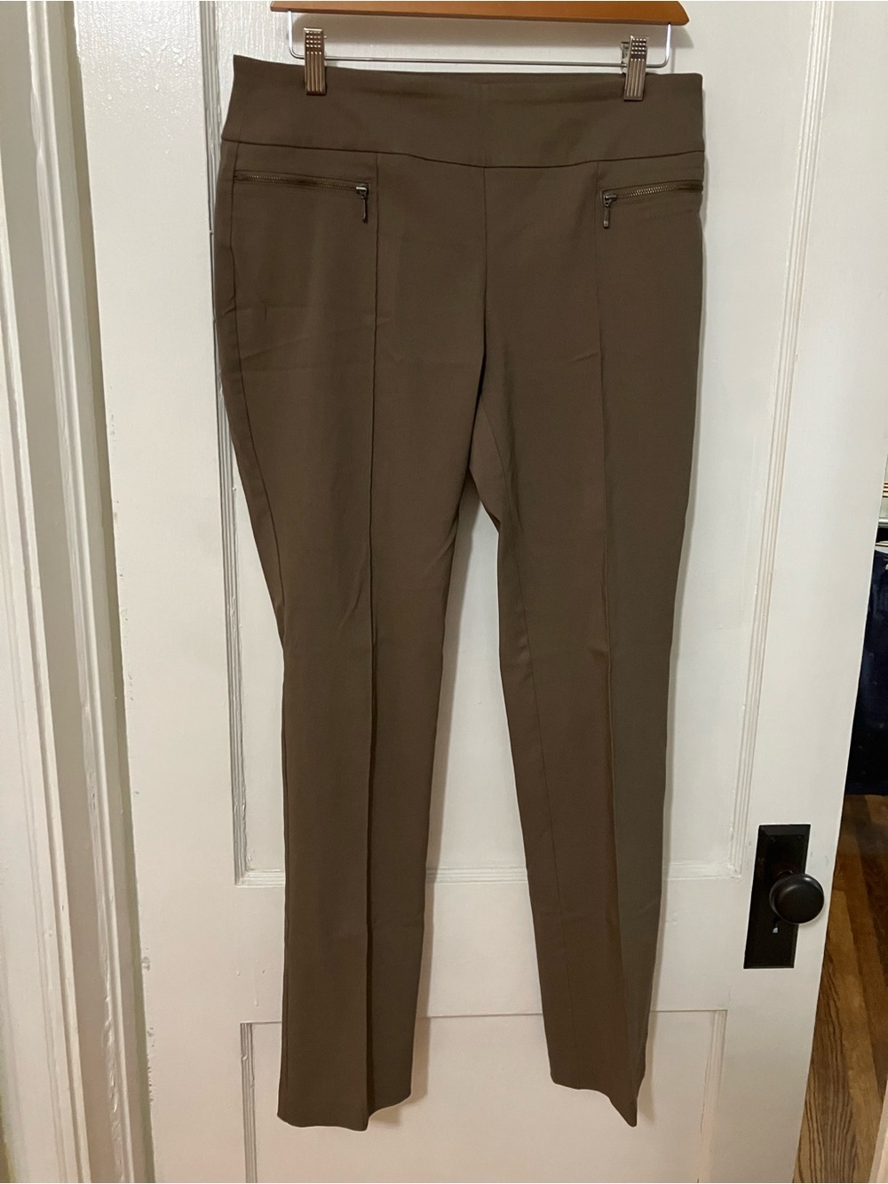 Chico's So Slimming  Brown Ponte Pants size 1